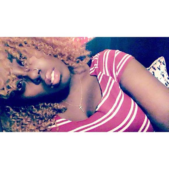 Meet your Posher, Renese - Picture 1 of 1